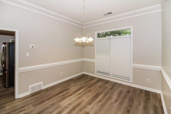 Foto del edificio - 1433 Siskin Dr