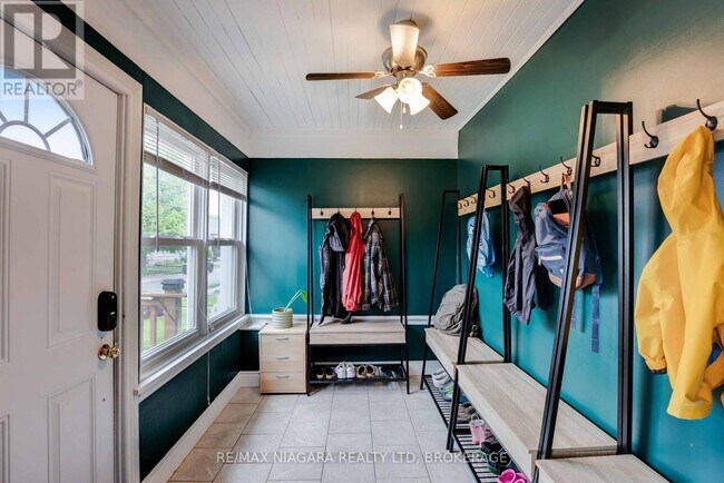 Photo du bâtiment - 5078 Armoury St