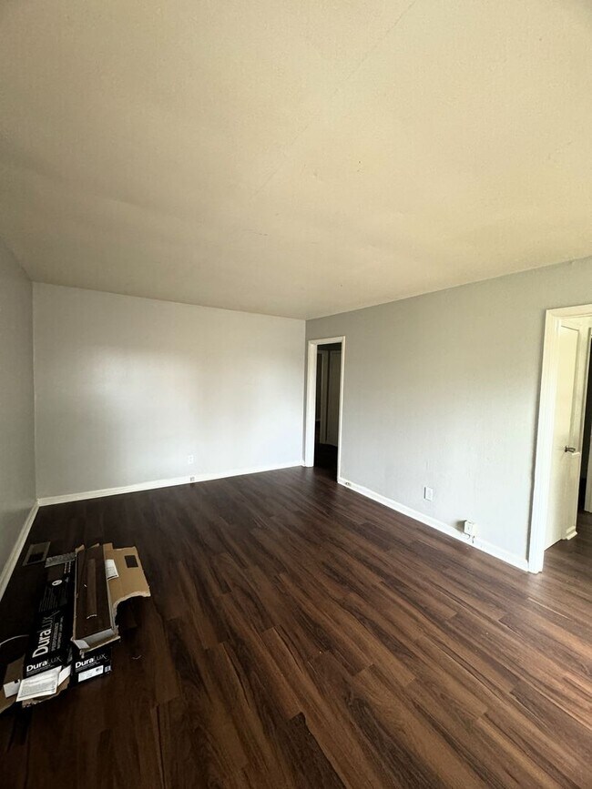Foto del edificio - 2731 Clayton Dr NW