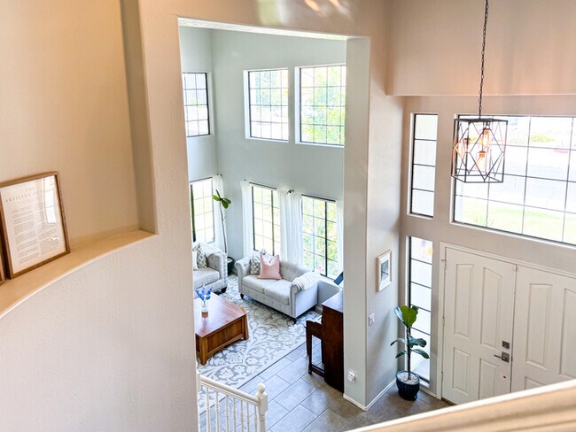 Building Photo - Marshall Ranch Five Bedroom