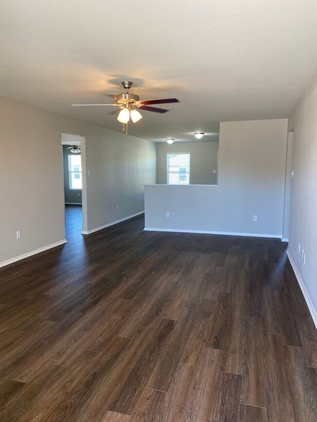 Building Photo - *$99 Rent + Amazon Cash* Four Bedroom | Two Bathroom Home in Conrad Court