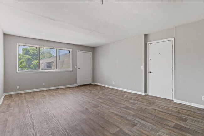 Foto del edificio - 800 Anderson Ln