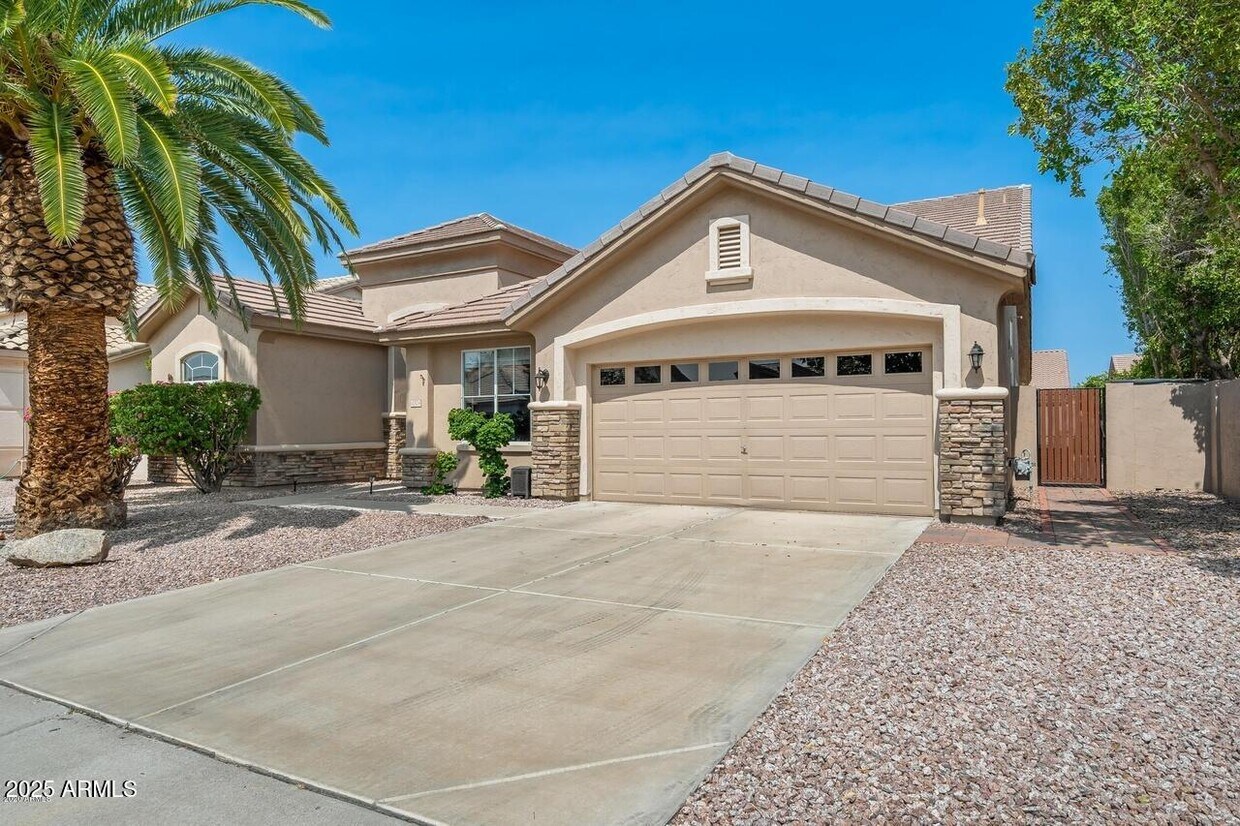 Foto principal - 1524 E Del Rio St