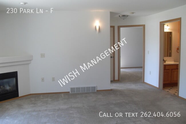 Foto del edificio - 230 Park Ln