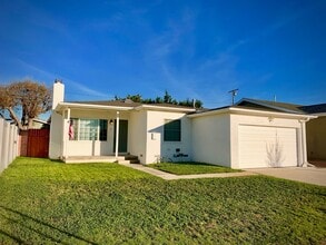 Building Photo - 22714 Evalyn Ave