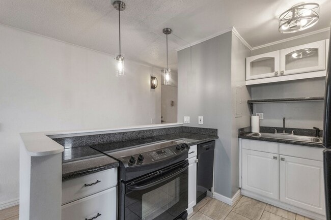 Building Photo - Live your best life in this well-appointed...