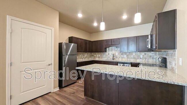 Building Photo - 1044 Hibiscus Dr