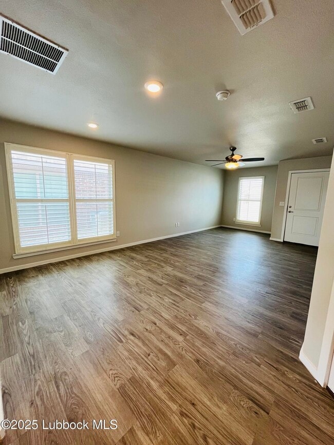 Building Photo - 14411 Avenue X