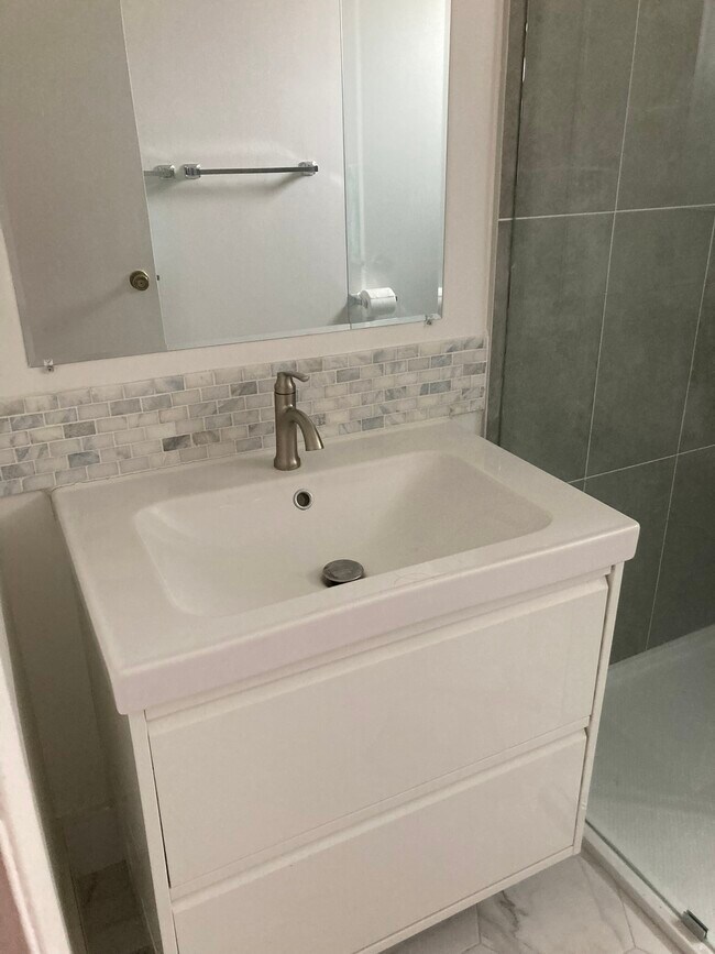 Foto del edificio - 2027 Federal Ave