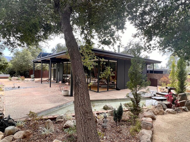Building Photo - 1354 Carne Rd