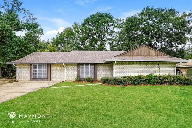 Building Photo - 213 Van Doren Dr