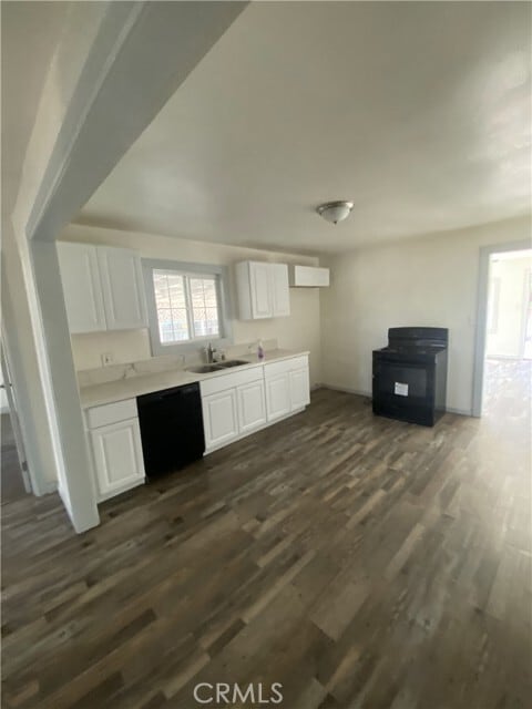 Building Photo - 626 W San Joaquin Ave