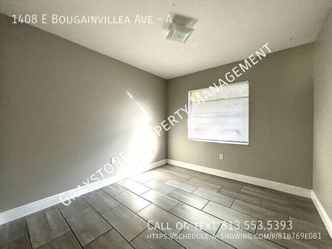 Building Photo - This beautiful home is a must-see and is s...