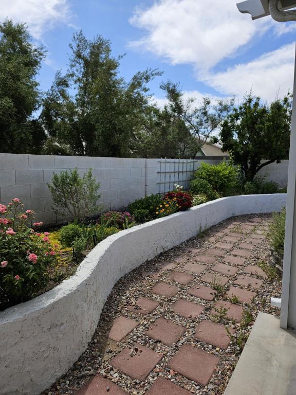 Foto del edificio - 5820 N Ivy Trellis St