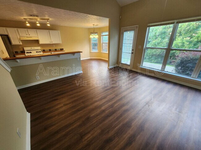 Foto del edificio - 1624 Oak Trace Cir