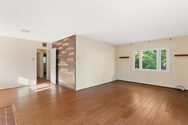 Foto del edificio - 3145 Sheridan St