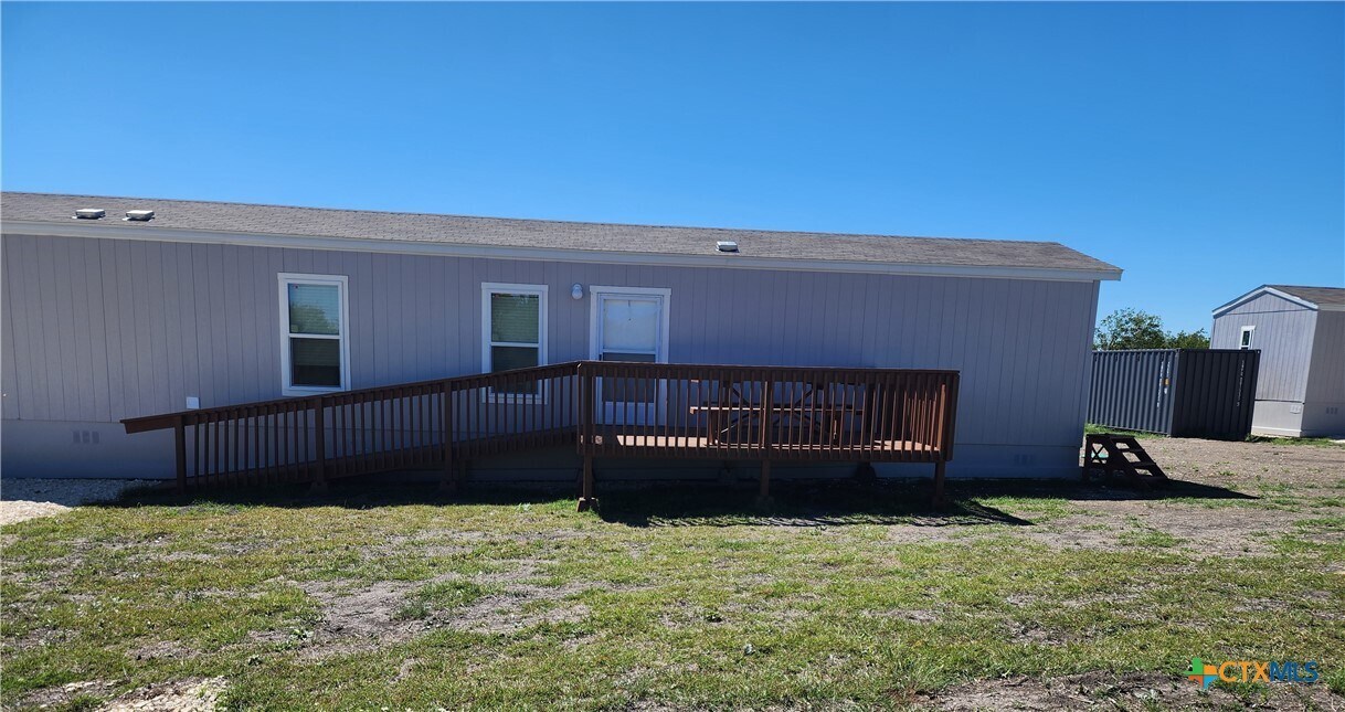 Primary Photo - 220 County Rd 2600