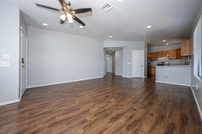 Building Photo - Tucson, AZ - House - $1,745.00