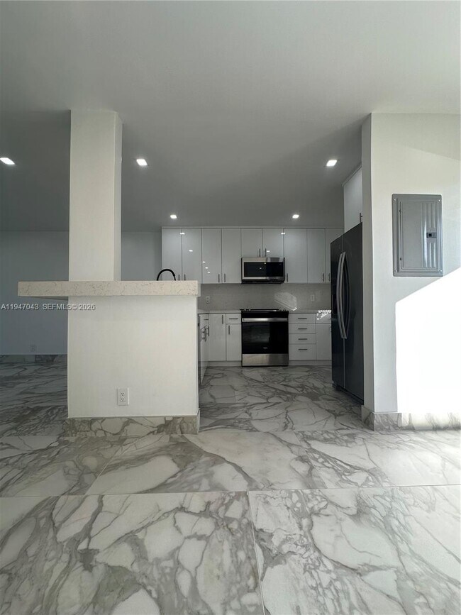 Building Photo - 4100 N 58th Ave