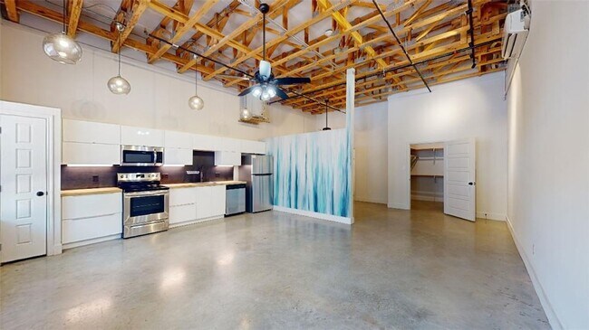 Foto del edificio - 305 W 27th St