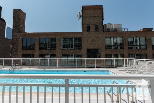 Foto del edificio - 750 N Orleans St