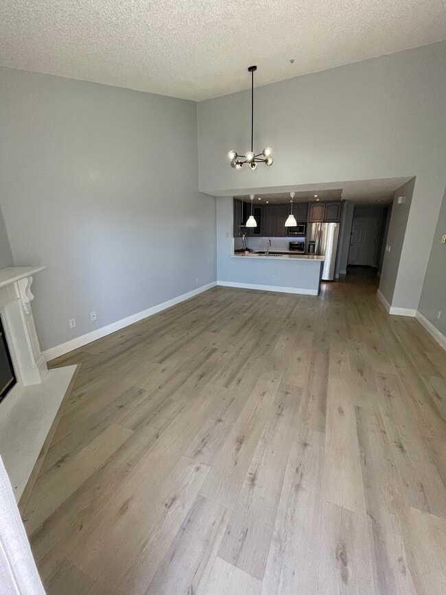 Building Photo - 1310 Ridge Ct