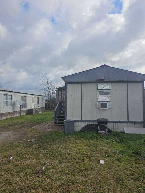 Building Photo - 1801 S Business 45