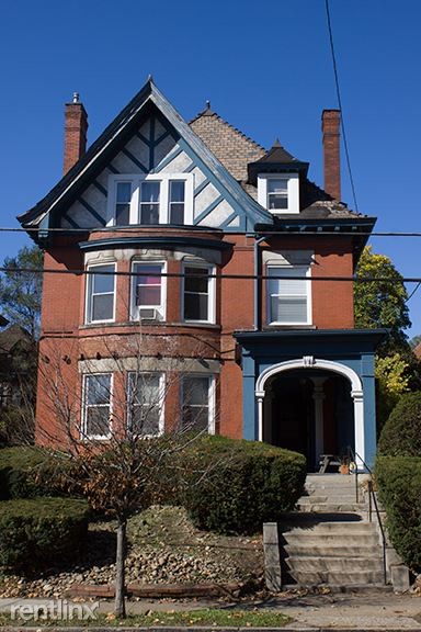 Primary Photo - 358 S Negley Ave