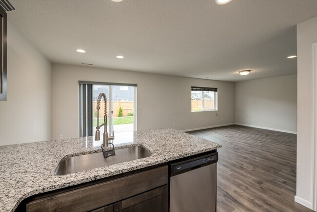 Building Photo - 3 bedroom rental in Salem