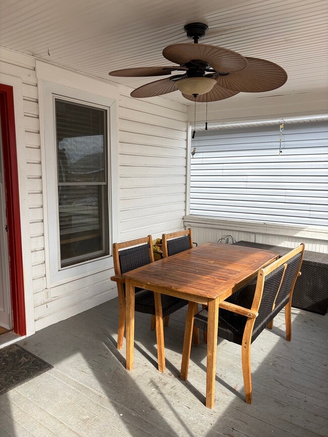 Foto del edificio - 4036 1st St