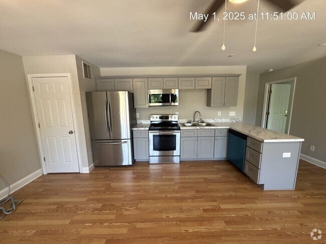 Building Photo - 1113 Juniper Dr