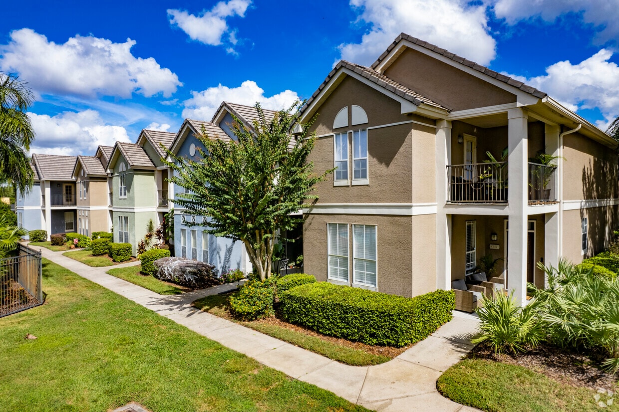 Villas at Carrollwood Apartments in Tampa, FL