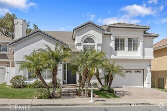 Building Photo - 688 Trousdale St