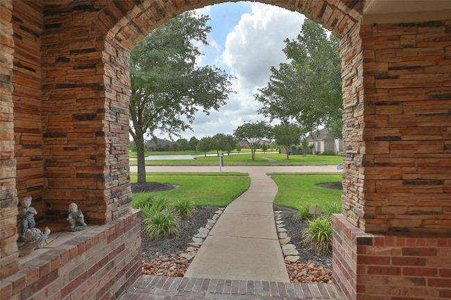 Building Photo - 11410 Cypress Creek Lakes Dr