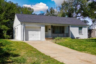 Building Photo - 7238 E Morris St