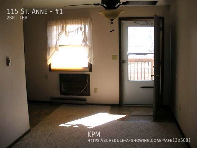Building Photo - * PENDING APPLICATION * 2 BEDROOM | 1 BATH...