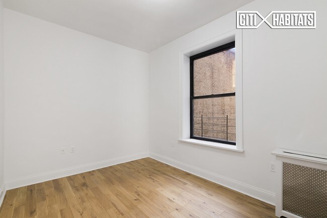 Foto del edificio - 68 Montague St
