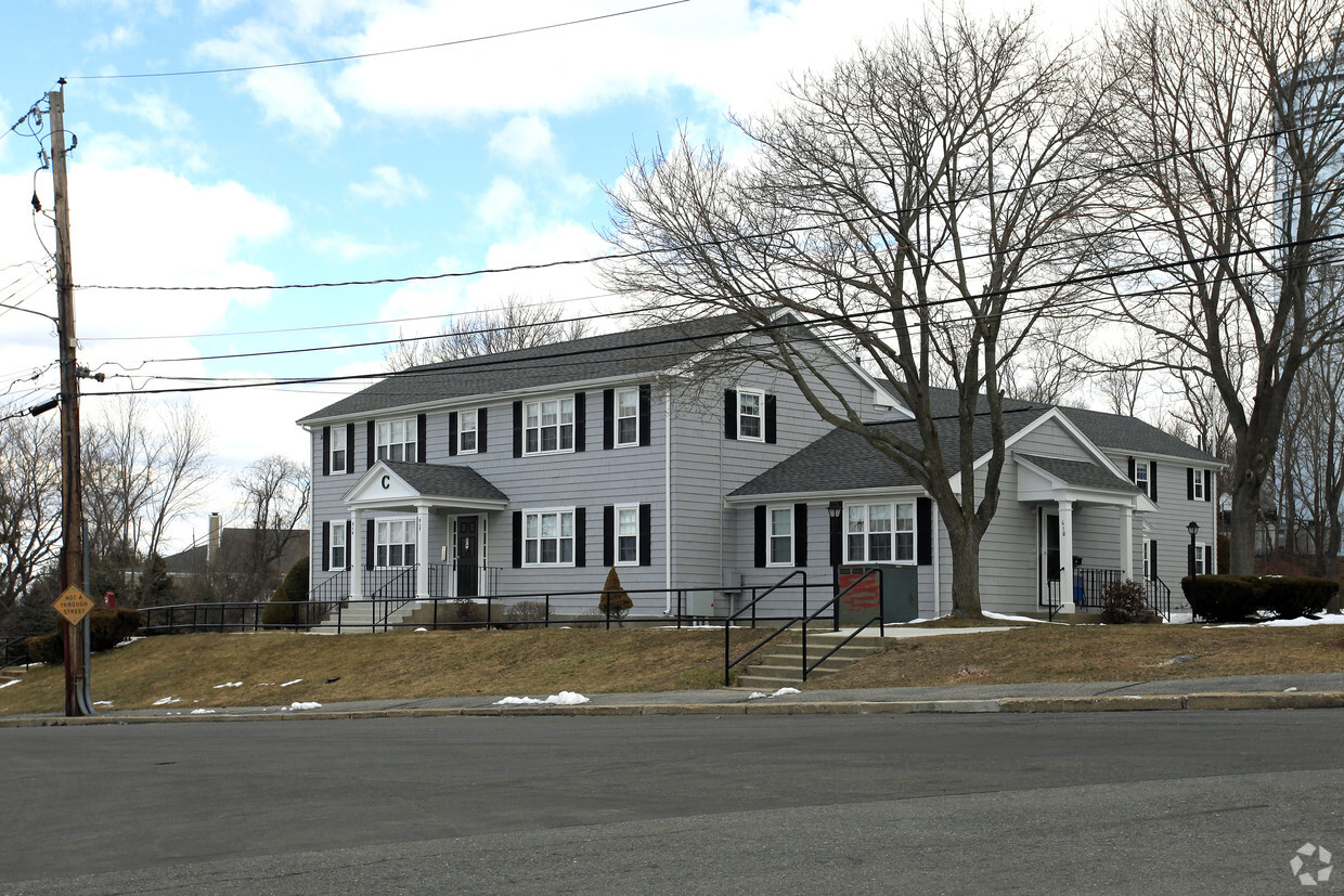 Primary Photo - 14 Birchcrest St