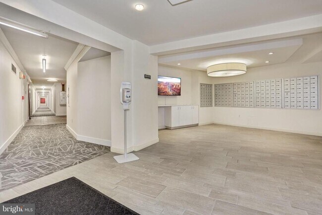 Foto del edificio - 5410 Connecticut Ave NW