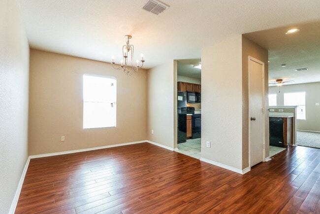 Building Photo - 801 San Miguel Trail