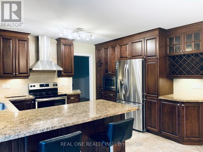 Building Photo - 1759 Sherwood Forrest Cir