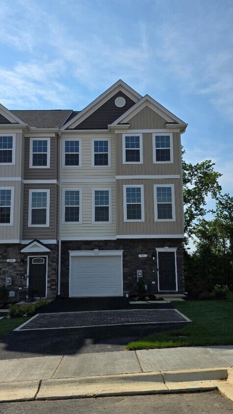 Foto del edificio - Potomac Ct