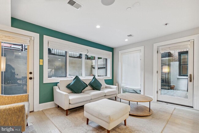 Foto del edificio - 1310 Vermont Ave NW