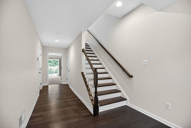 Building Photo - 43718 Winterberry Wy