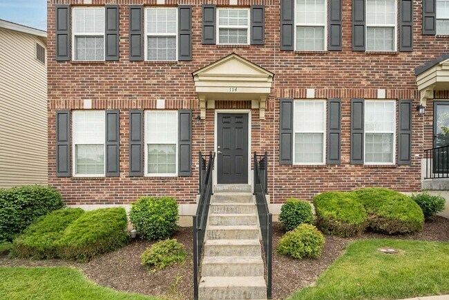 Building Photo - 114 Willott Square Dr