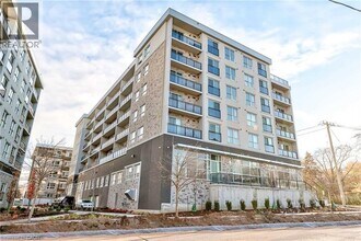 Building Photo - 275 Larch St