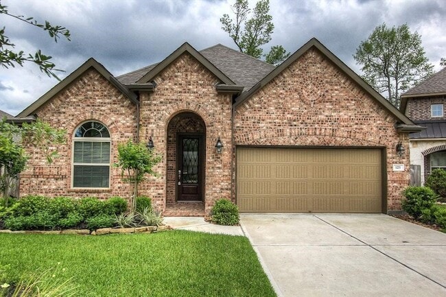 Building Photo - 123 Colton Ct