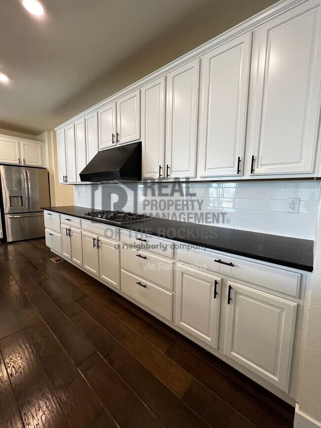 Building Photo - 2888 Fractus St