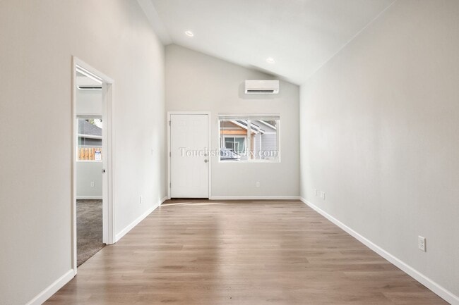 Foto del edificio - 3BD|1.5BA Home in Park Lane Neighborhood