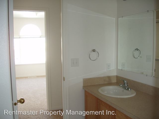 Building Photo - 3618 Deloy Dr